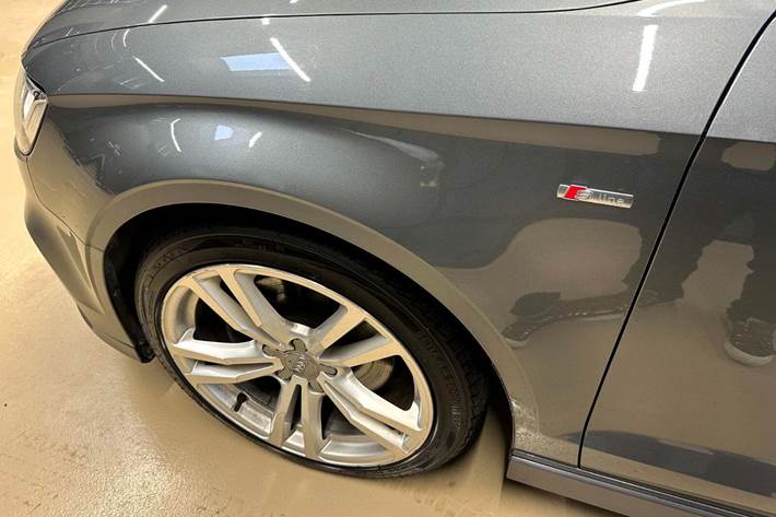 Grå Audi A3 fra 2020