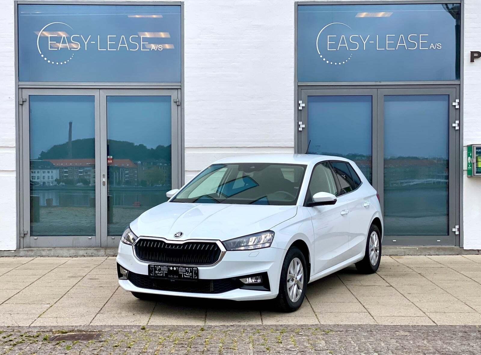 Hvid Skoda Fabia fra 2024