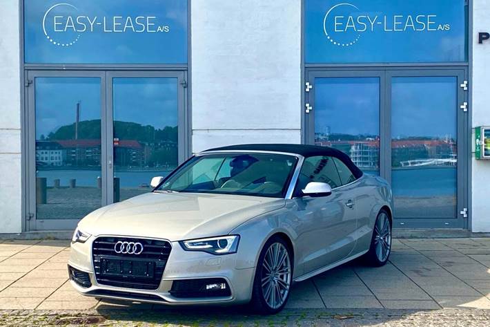 Orange Audi A5 fra 2012