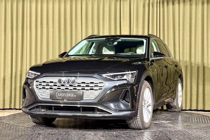 Sort Audi Q8 e-tron fra 2024