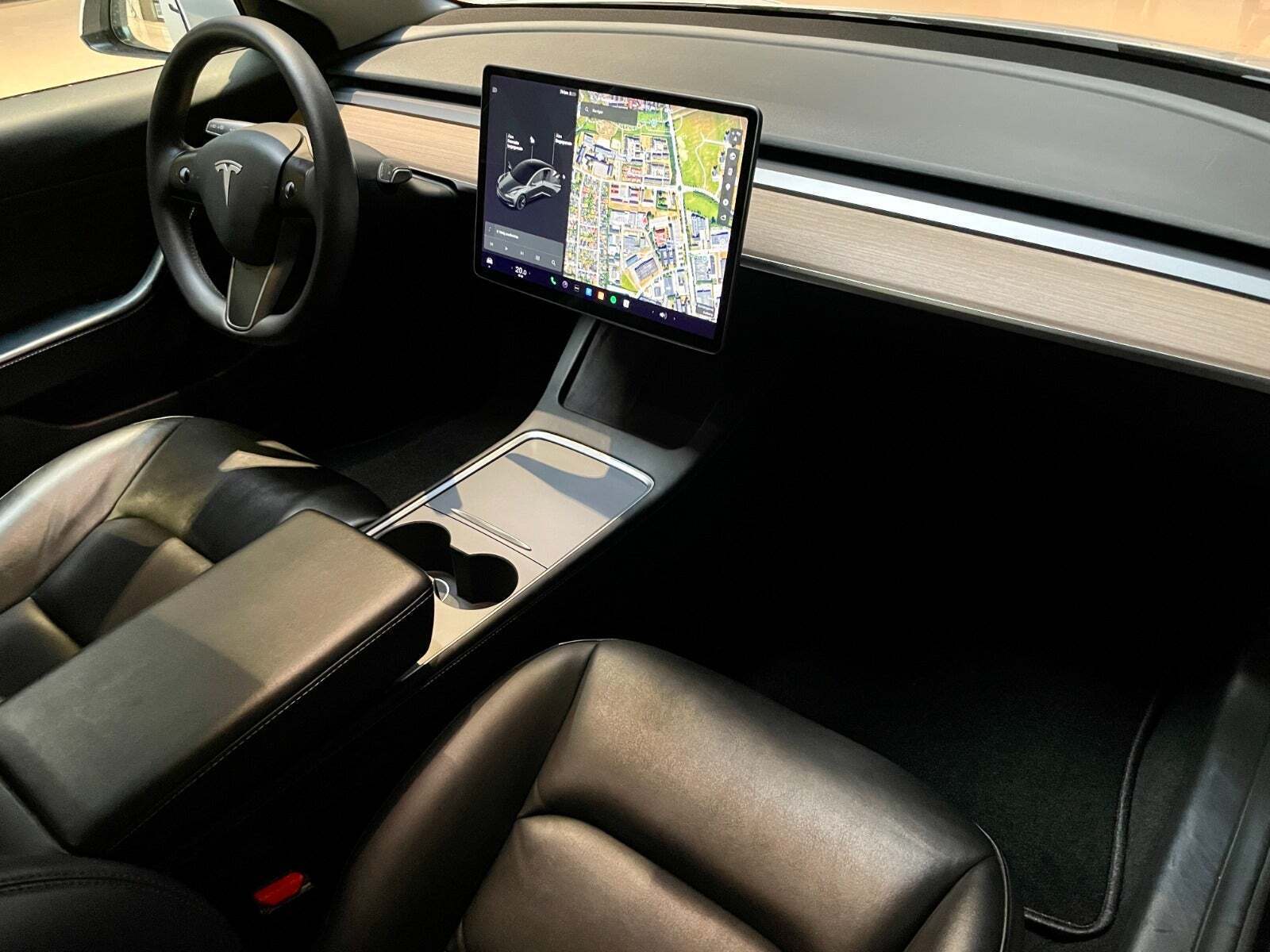 Tesla Model 3 Standard Range+ RWD