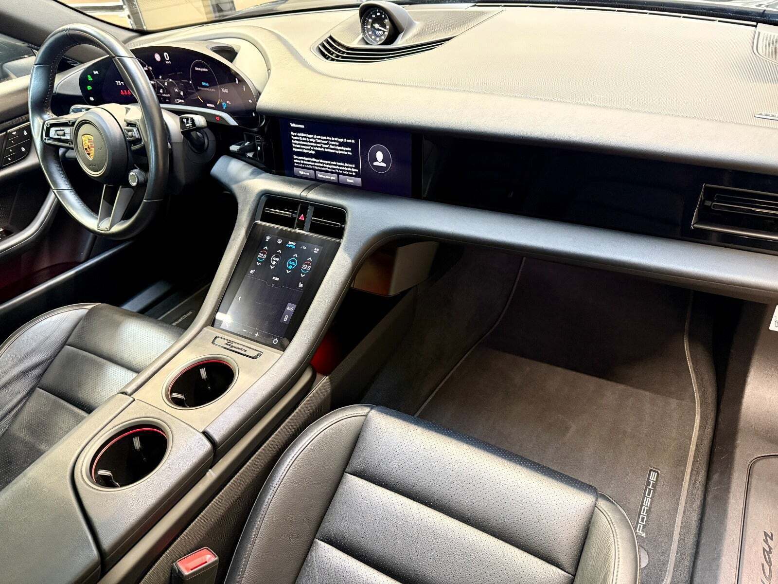 Porsche Taycan Performance+