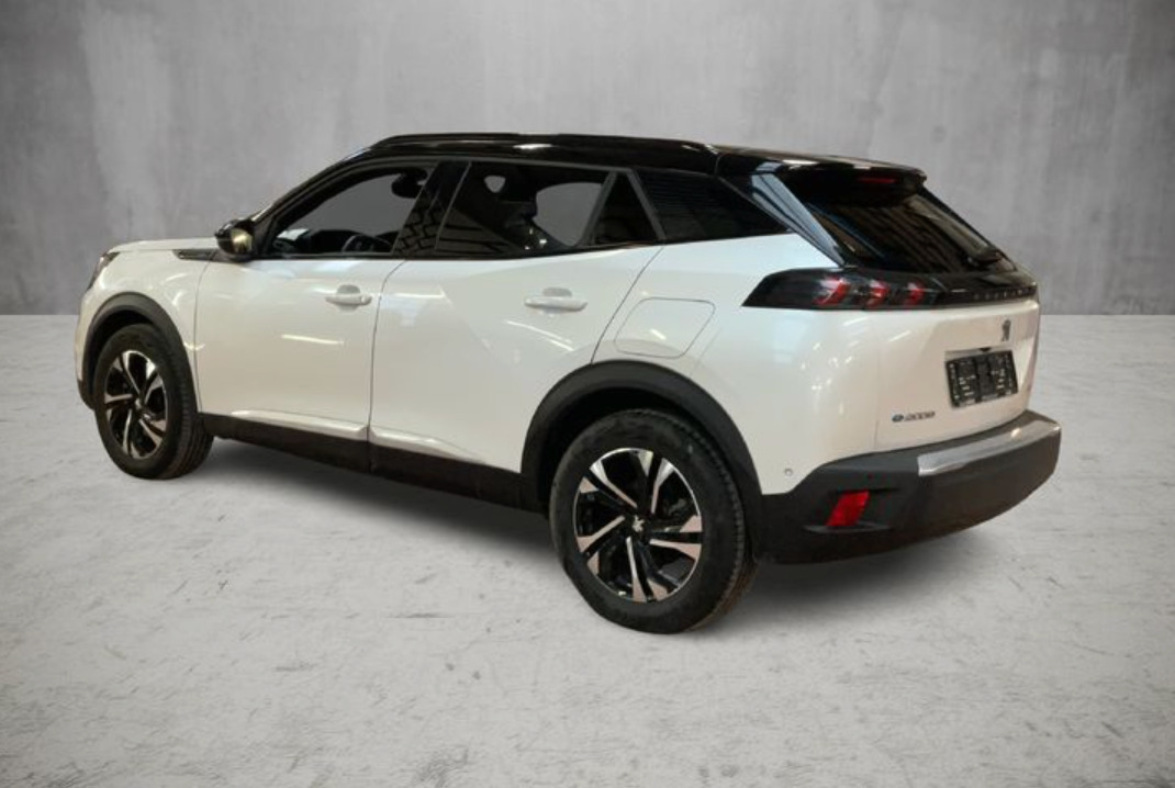 Peugeot e-2008 50 GT Sky