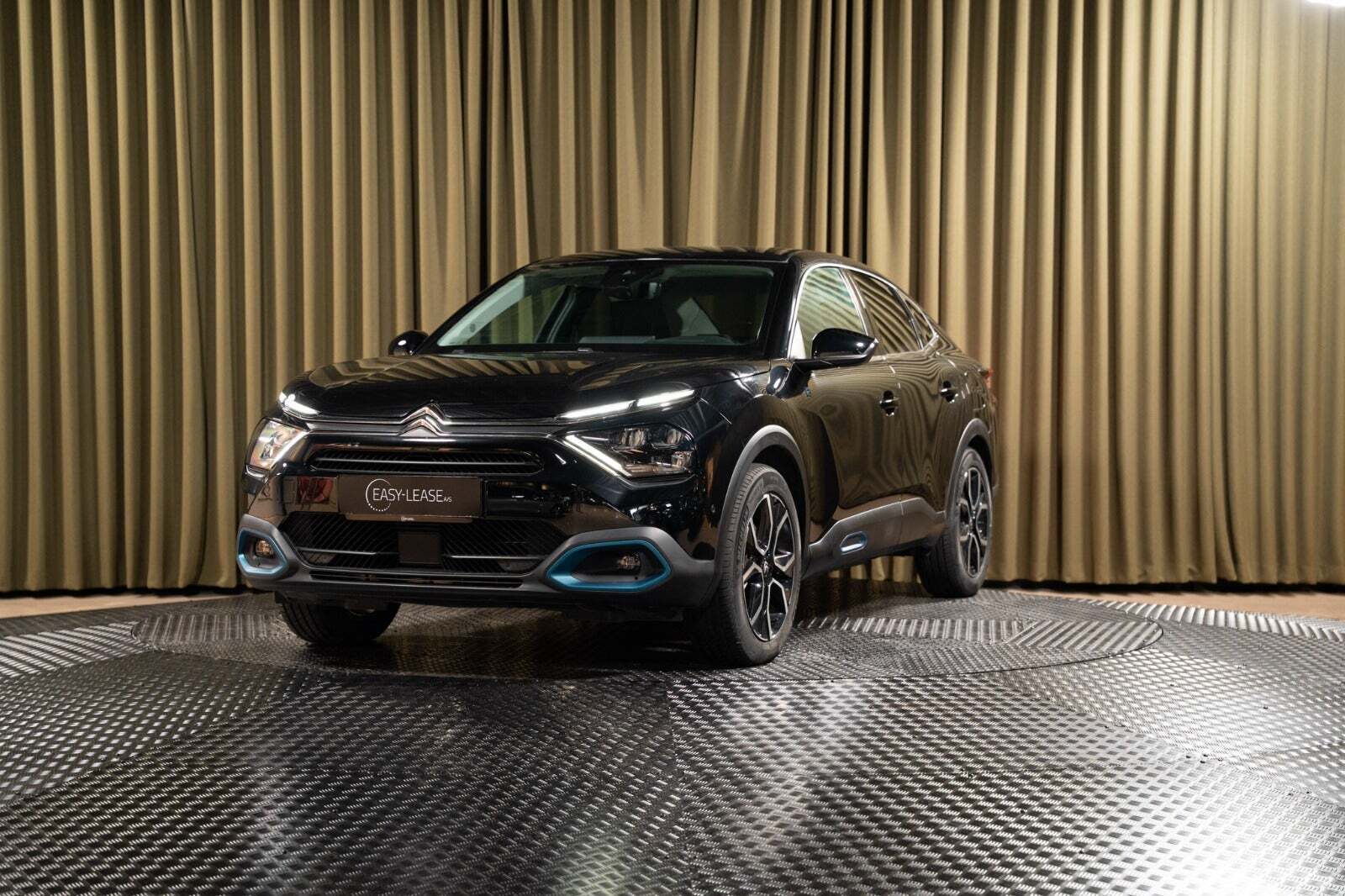 Sort Citroën ë-C4 X fra 2023