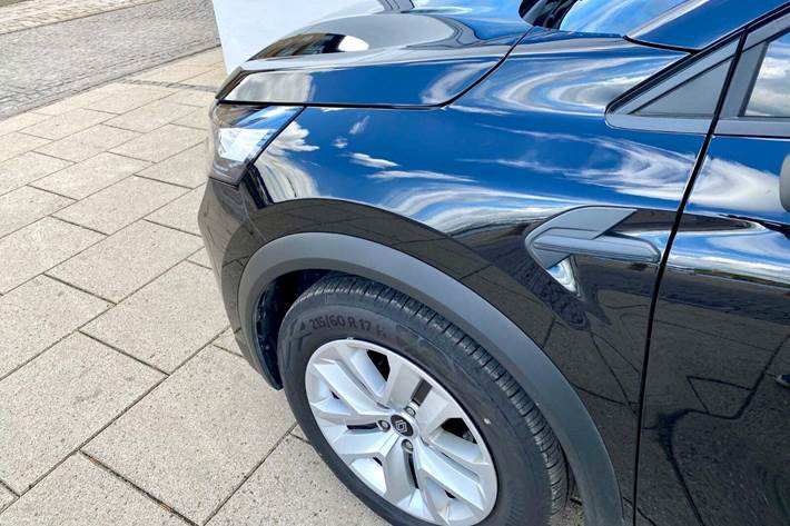 Sort Renault Captur fra 2024