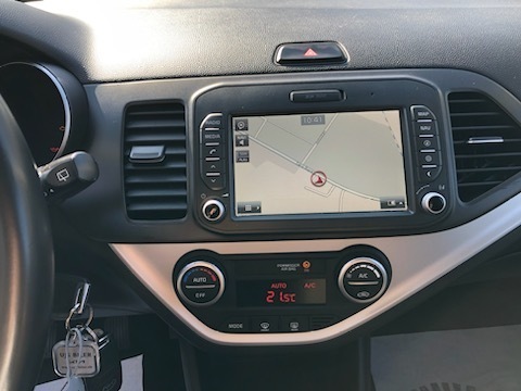 Grå Kia Picanto fra 2016