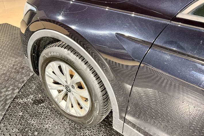 Sort VW Tiguan fra 2021