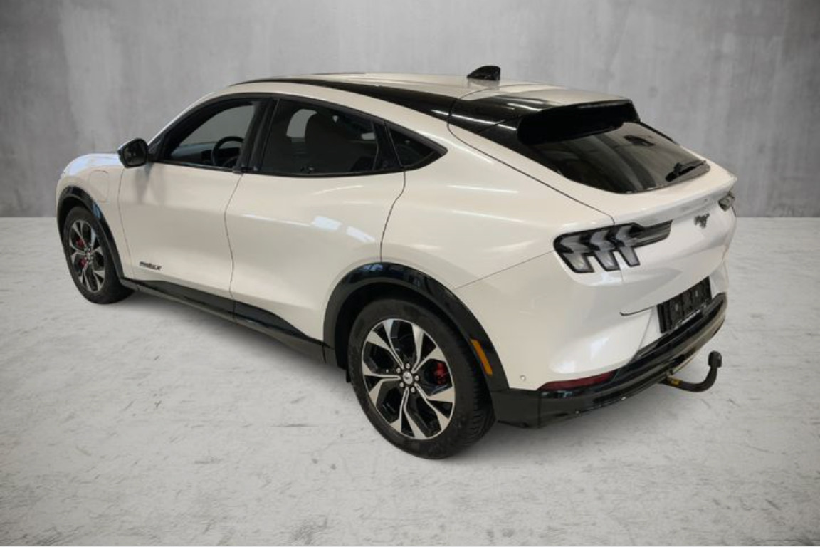 Ford Mustang Mach-E 88 Premium Extended Range