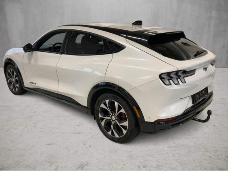 Ford Mustang Mach-E 88 Premium Extended Range