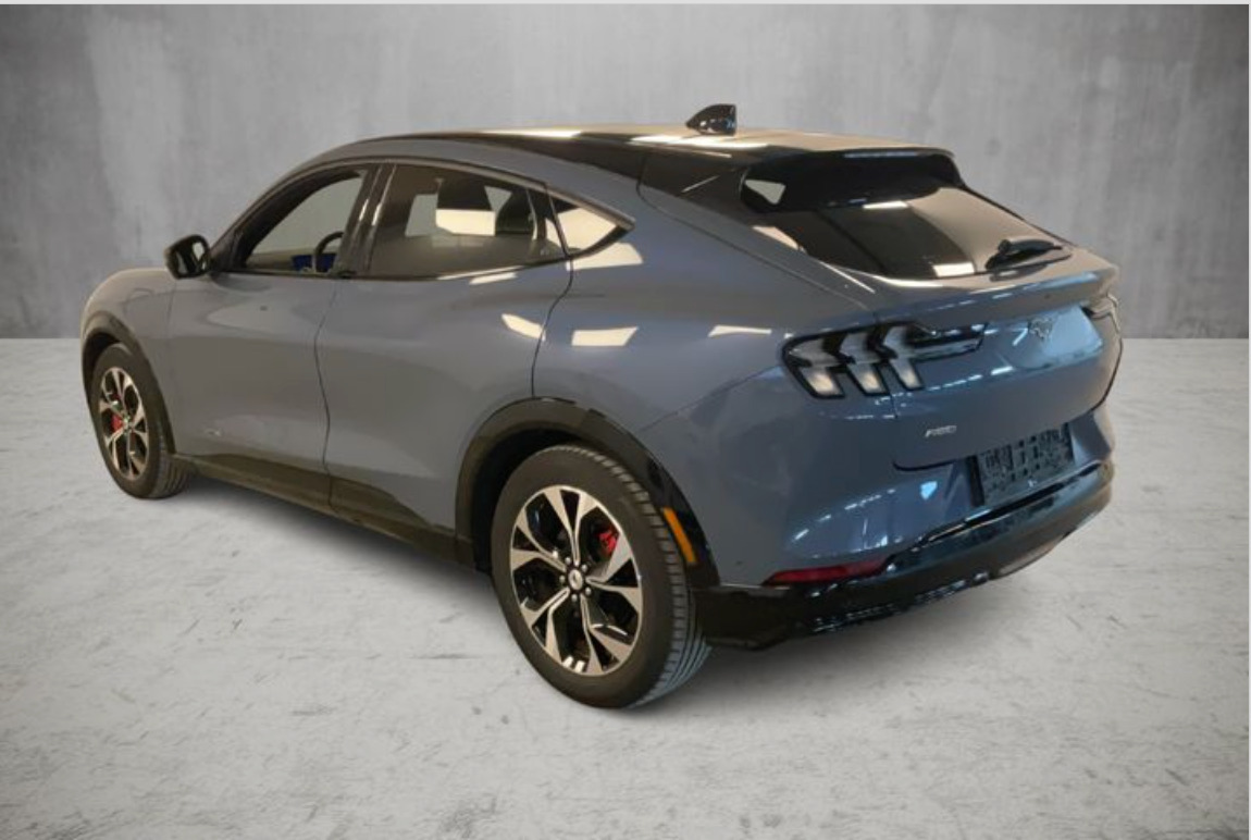 Ford Mustang Mach-E 70 Premium Standard Range AWD