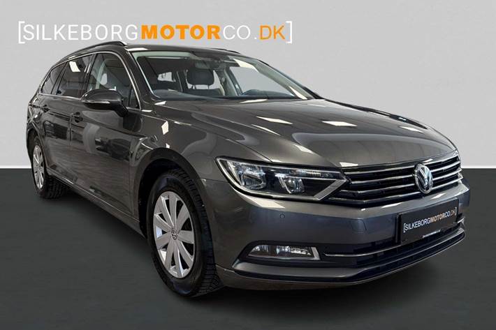Grå VW Passat fra 2017