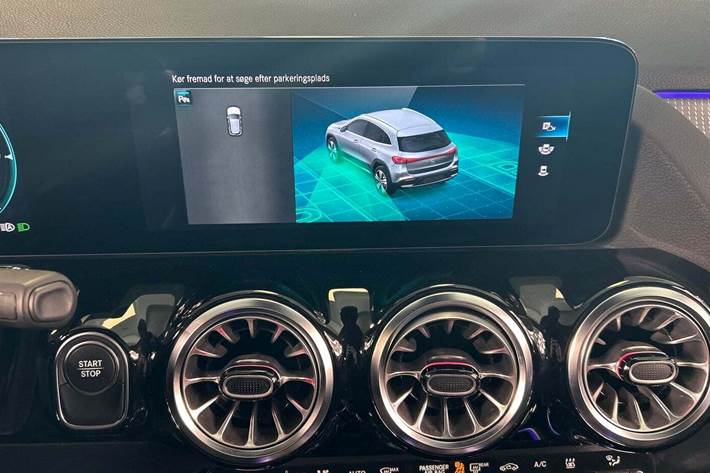 Sort Mercedes EQA250 fra 2021