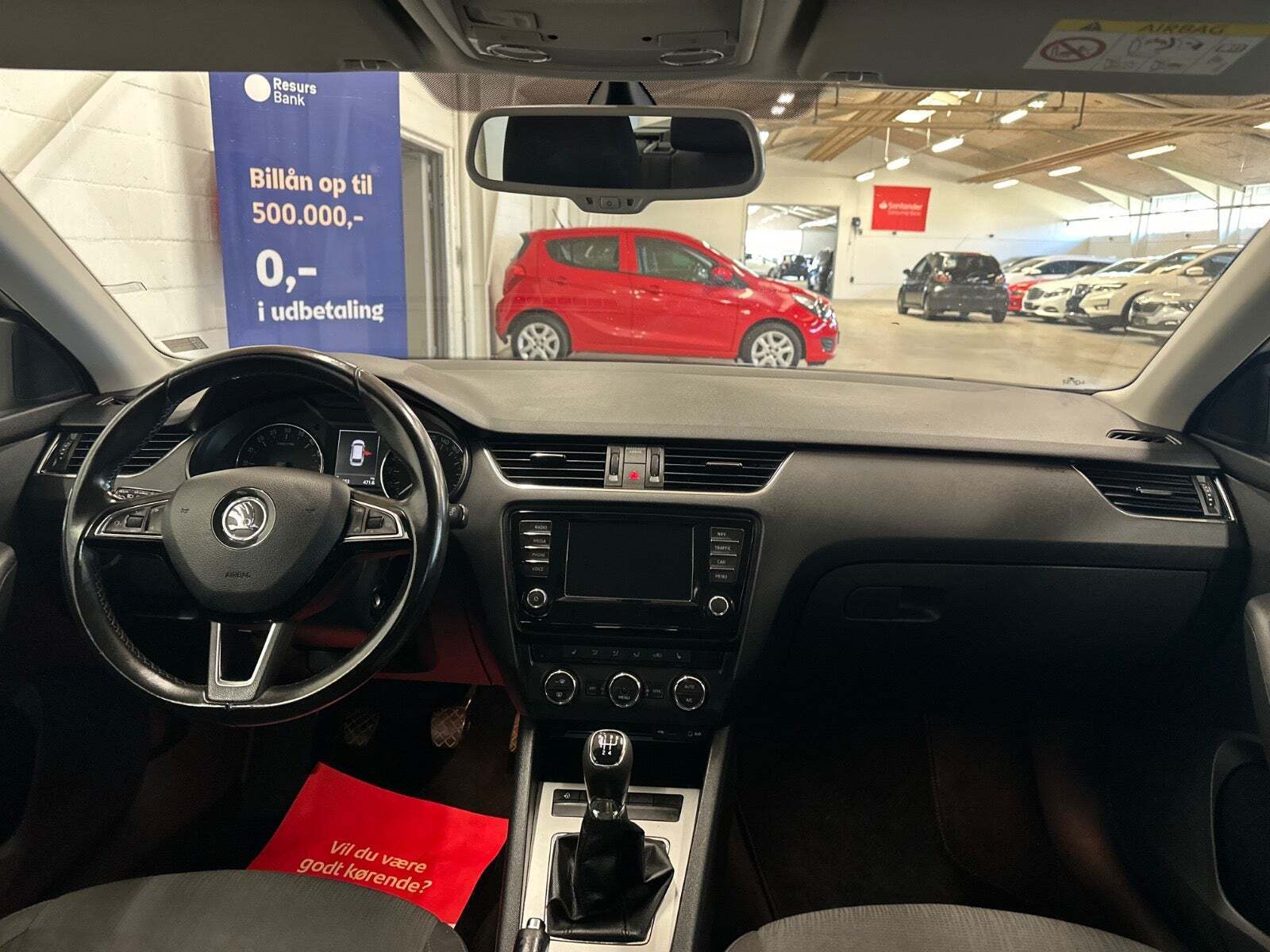 Hvid Skoda Octavia fra 2016