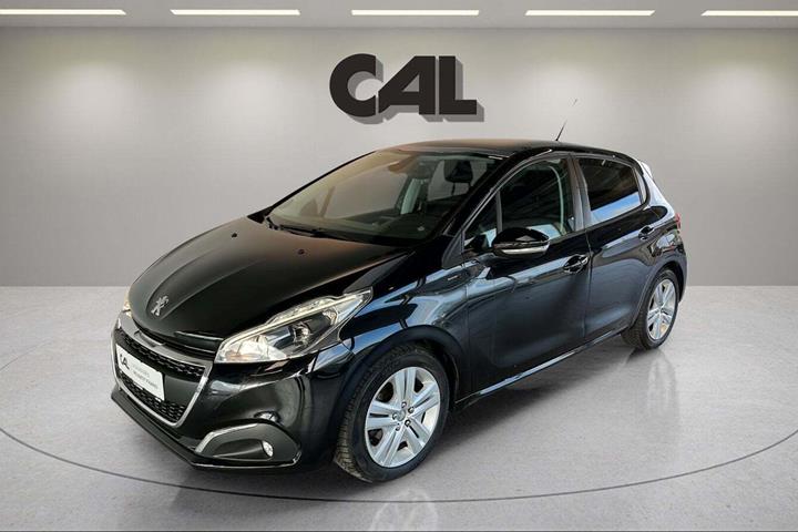 Sort Peugeot 208 fra 2018 set udefra