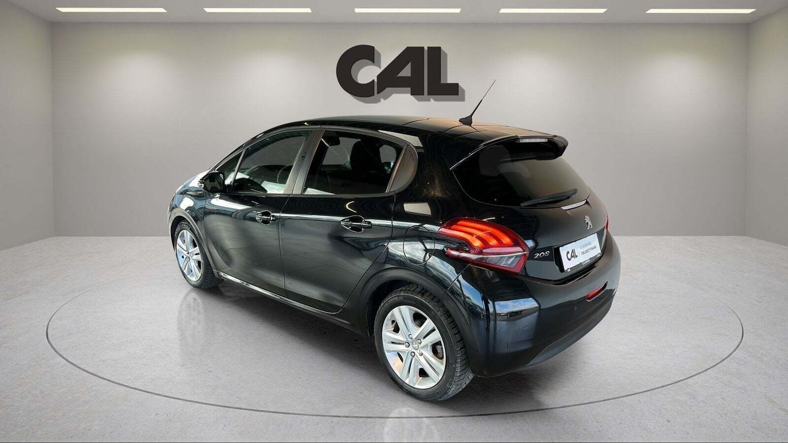 Sort Peugeot 208 fra 2018