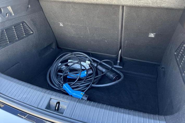 Sort Renault Megane E-Tech fra 2023