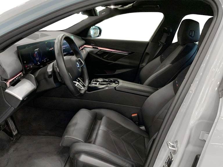 BMW i5 eDrive40 M-Sport