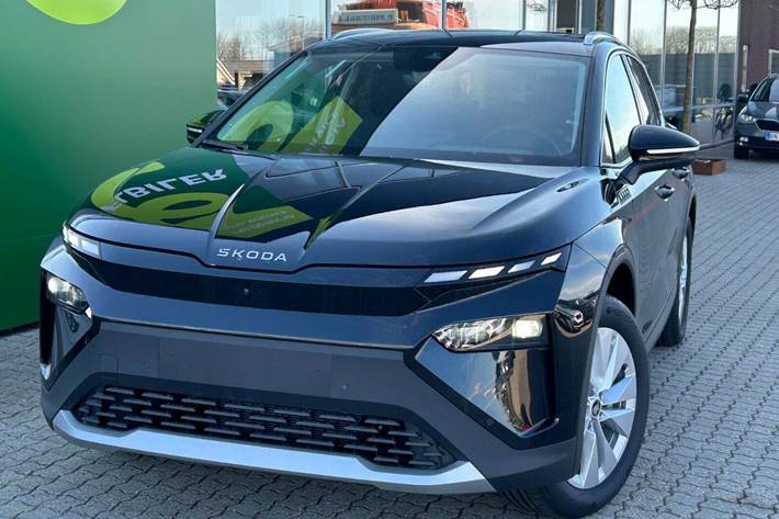 Sort Skoda Elroq fra 2026 set udefra