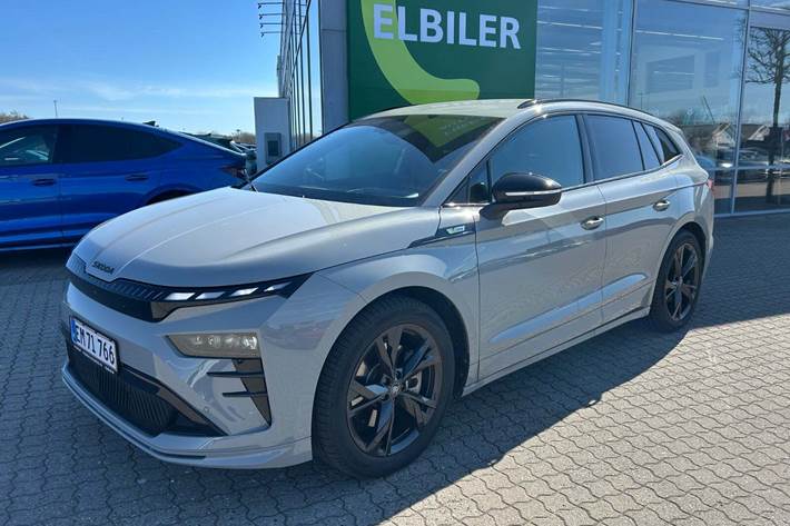 Grå Skoda Enyaq fra 2026