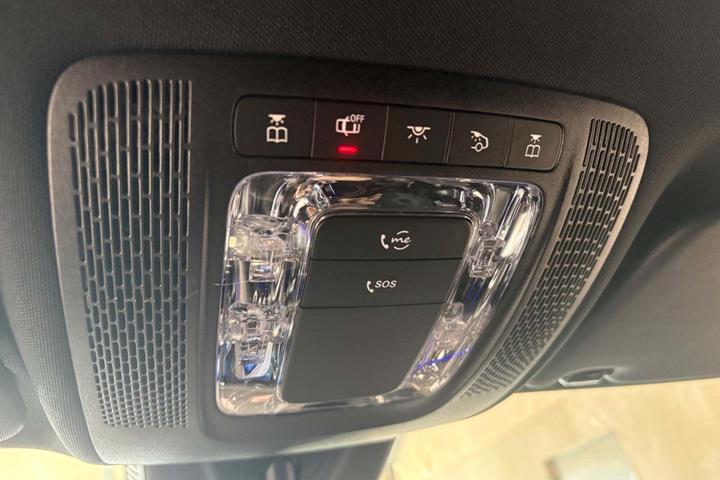 Sort Mercedes EQA250+ fra 2022