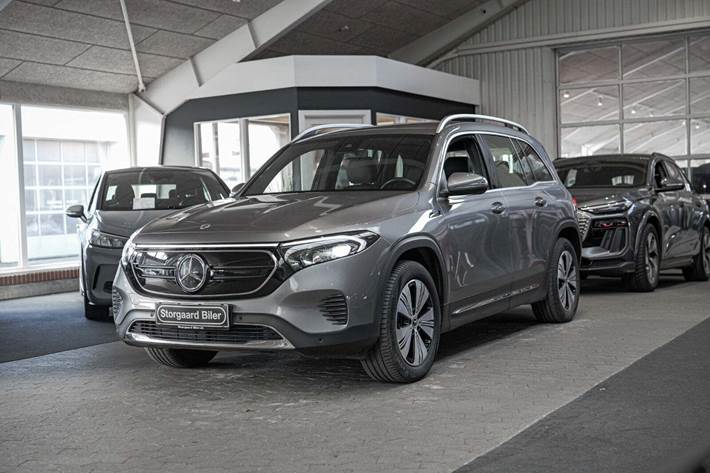 Grå Mercedes EQB300 fra 2022