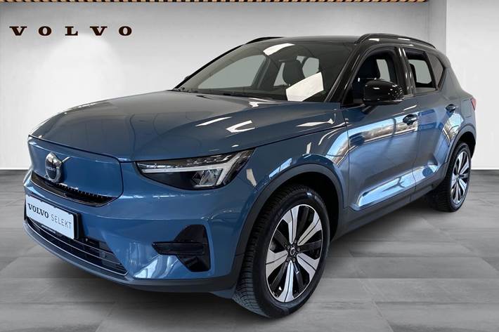 Blå Volvo XC40 fra 2023