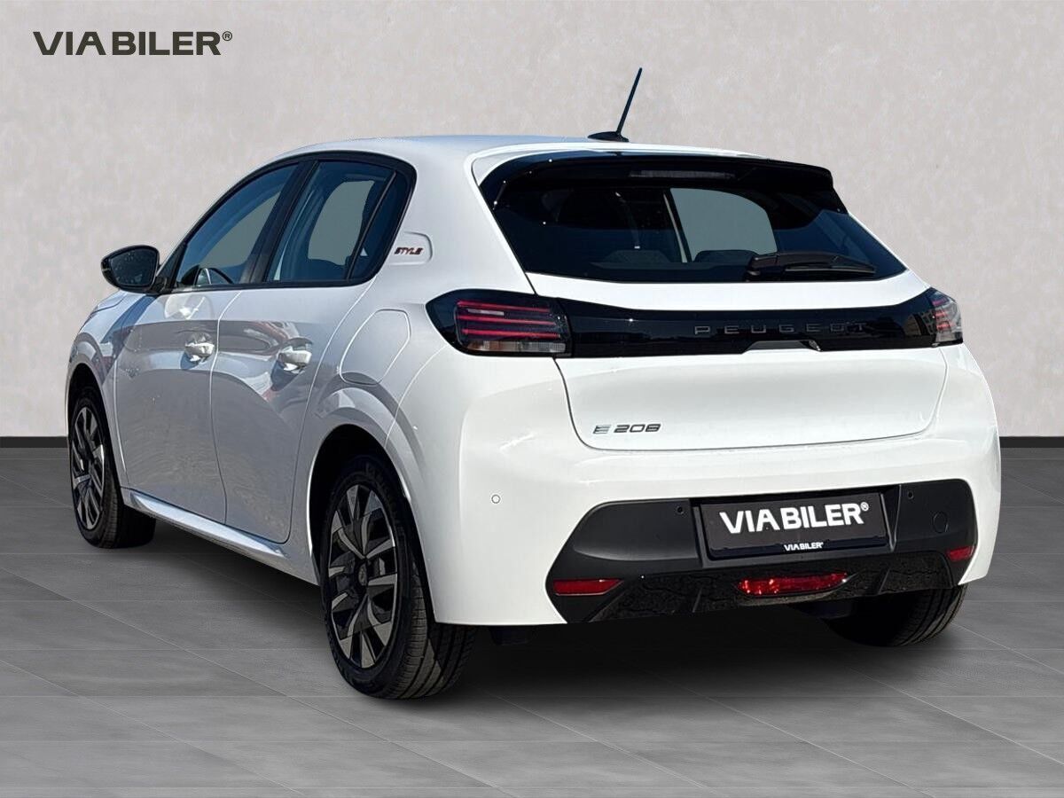 Peugeot e-208 EL Style 136HK 5d Aut.