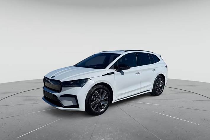Hvid Skoda Enyaq fra 2024