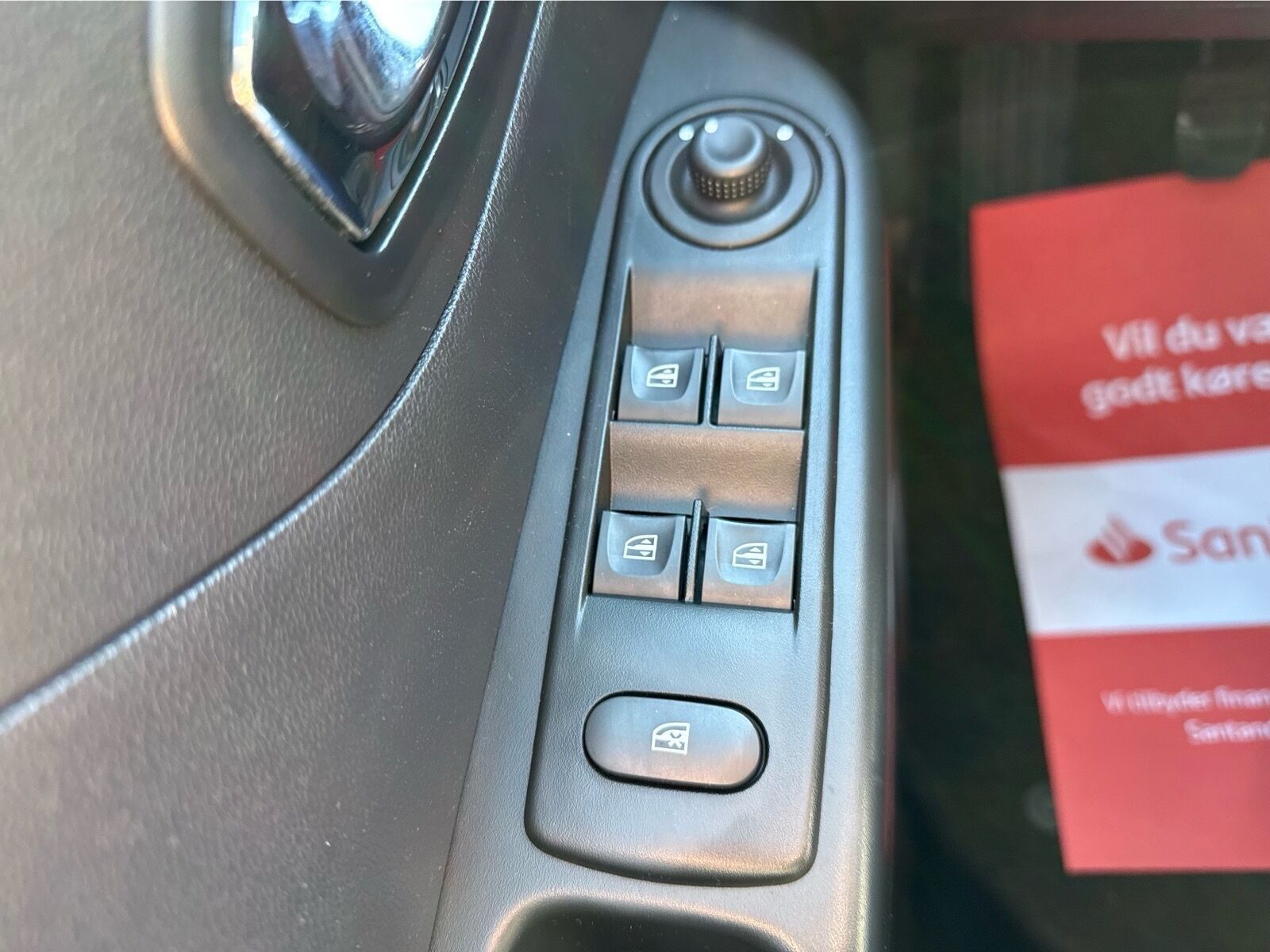 Grå Renault Captur fra 2017