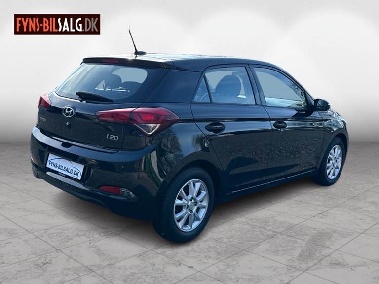 Hyundai i20 1,3 1,25 Vision 84HK 5d