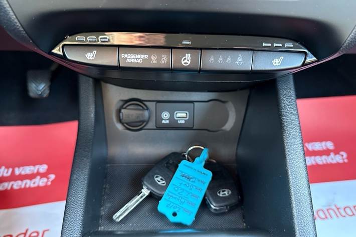 Sort Hyundai i20 fra 2017