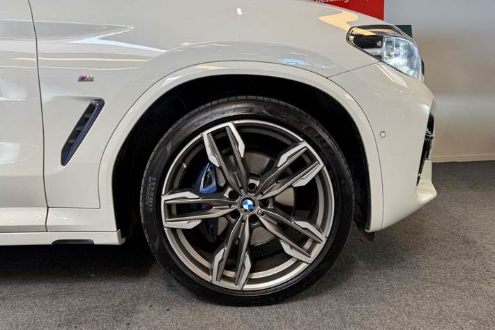 Hvid BMW X3 fra 2019