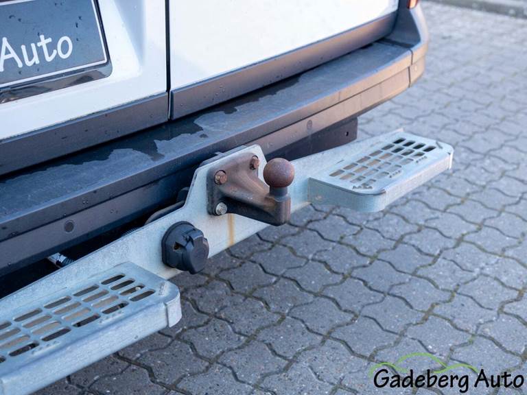 VW Crafter 35 2,0 TDi 177 Kassevogn L3H3 aut.