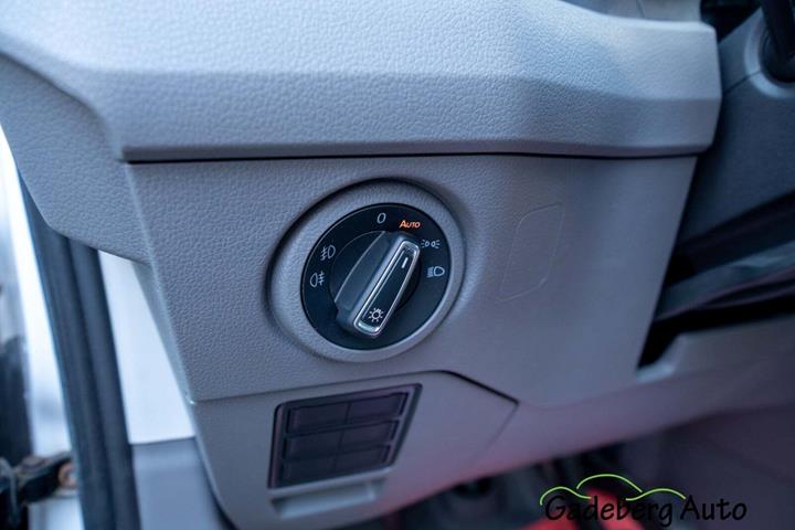 Hvid VW Crafter 35 fra 2021