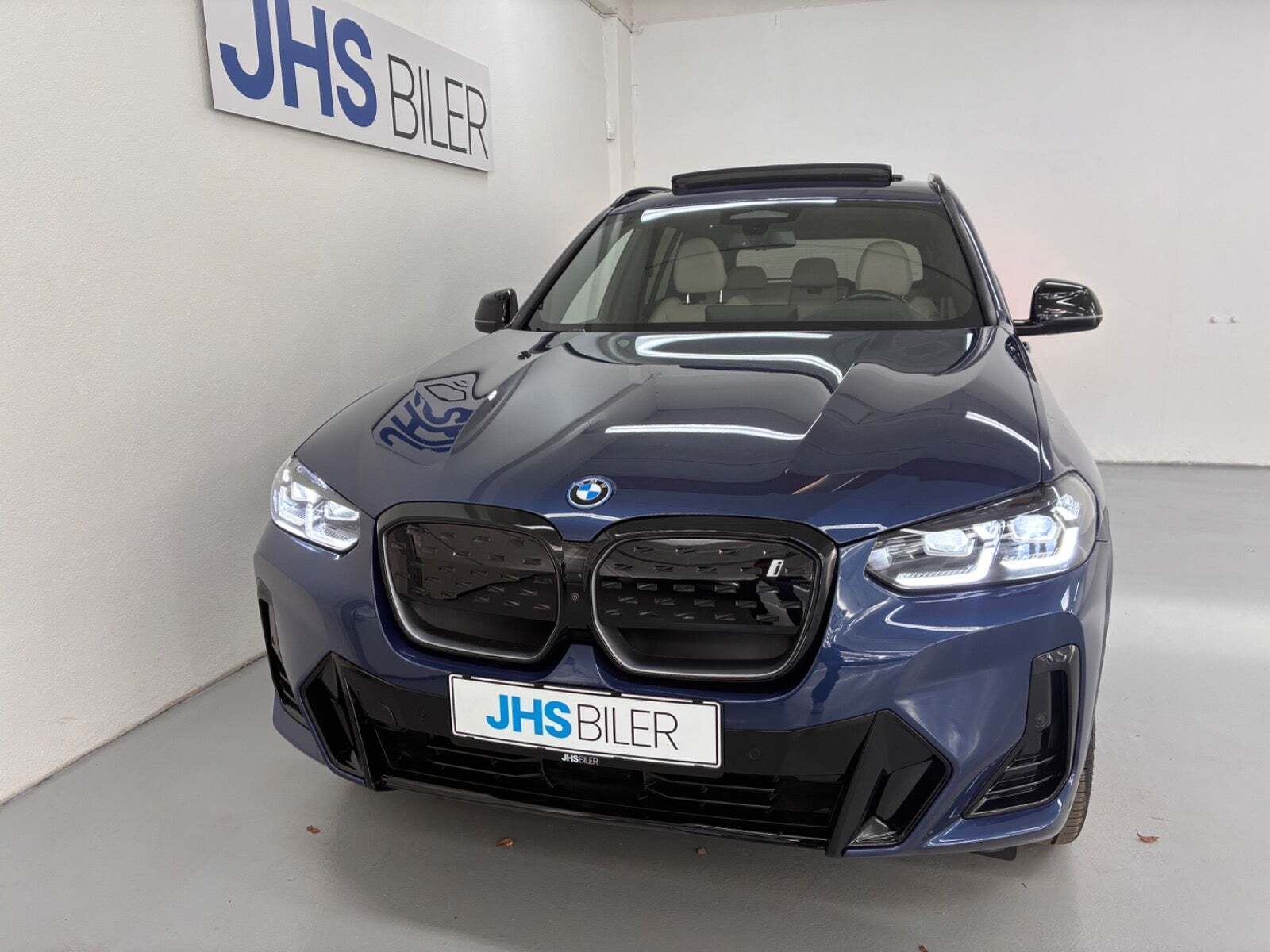 BMW iX3 Charged Plus M-Sport