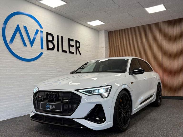 Audi e-tron 55 Black Edition S-line quattro