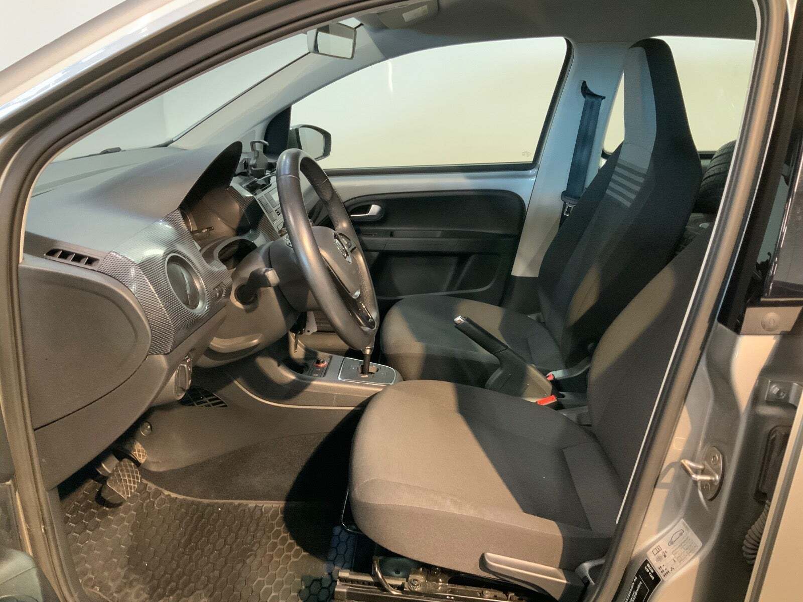 VW UP! 1,0 MPi 60 Move Up! ASG BMT