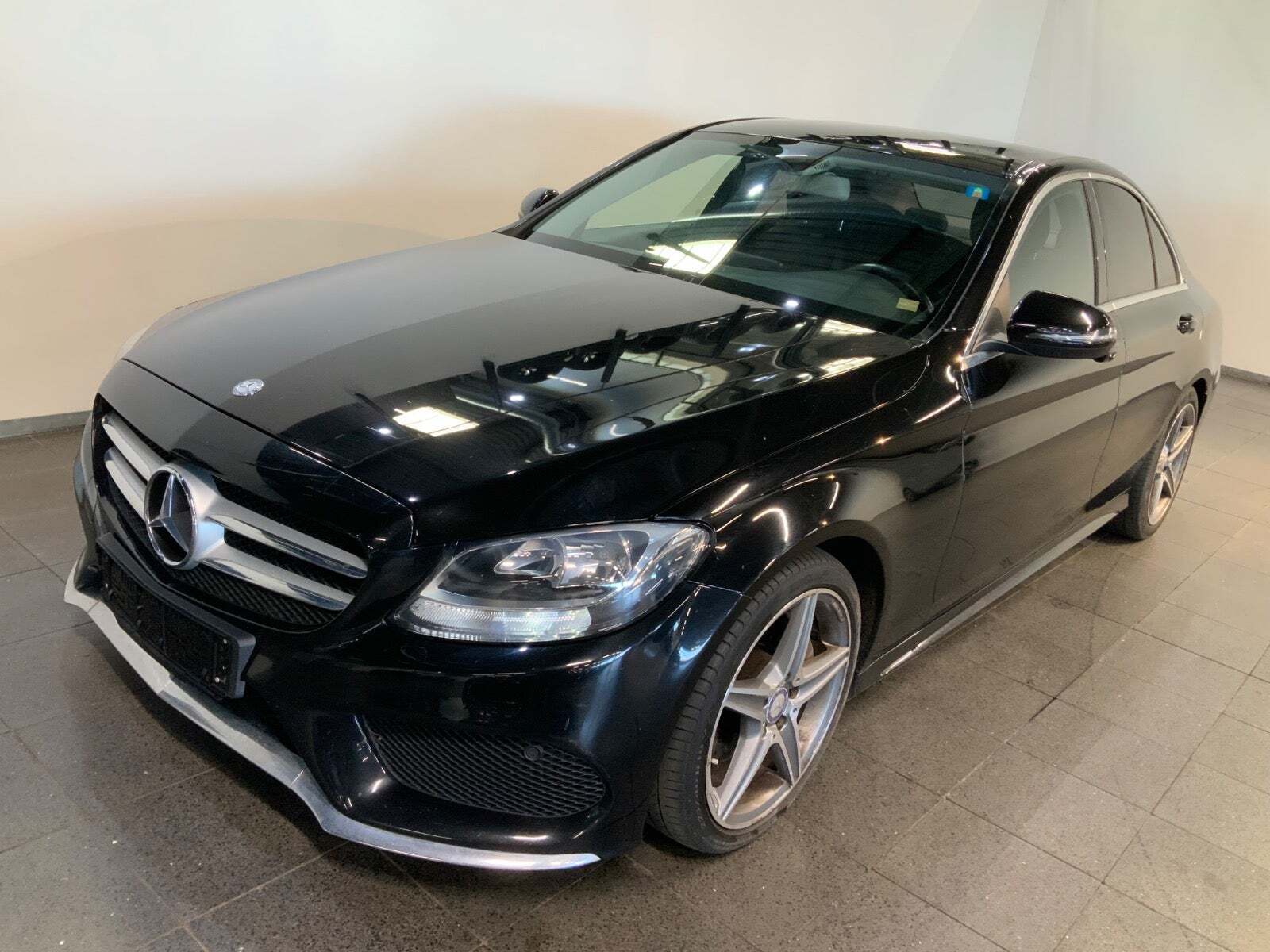 Mercedes C220 d 2,2 AMG Line aut.