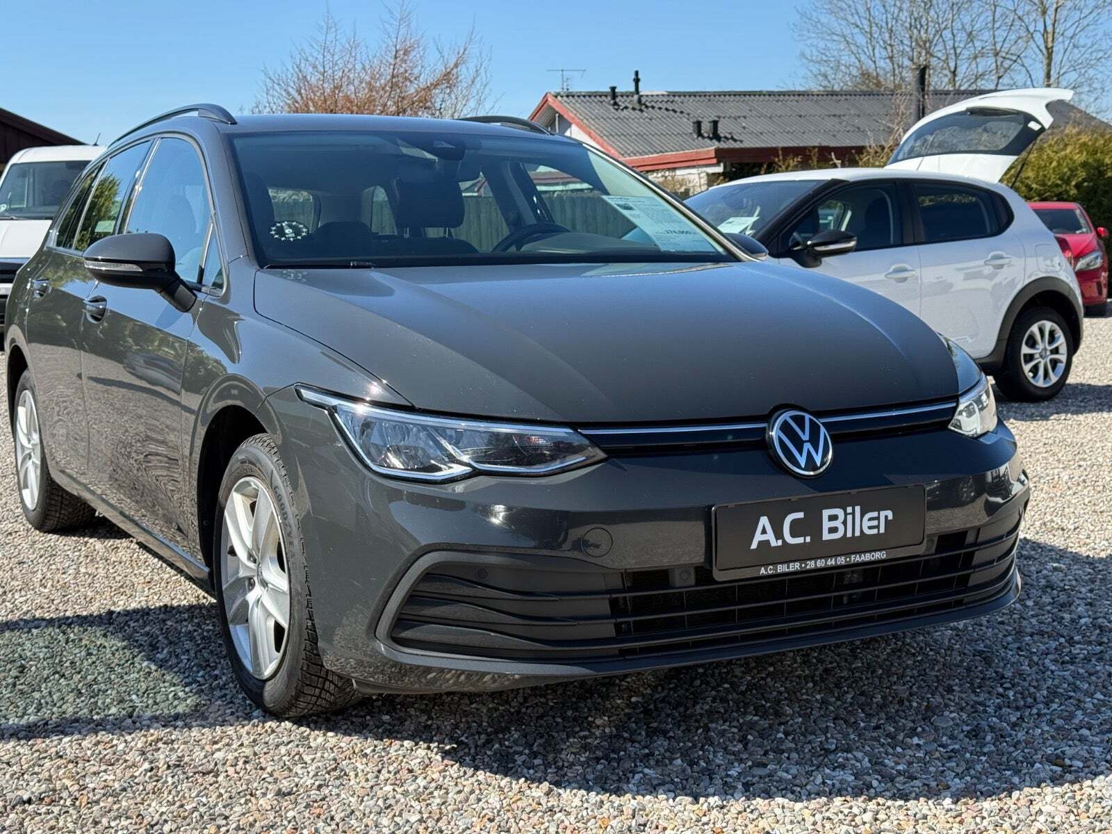 VW Golf VIII 1,5 eTSi 130 Life Variant DSG