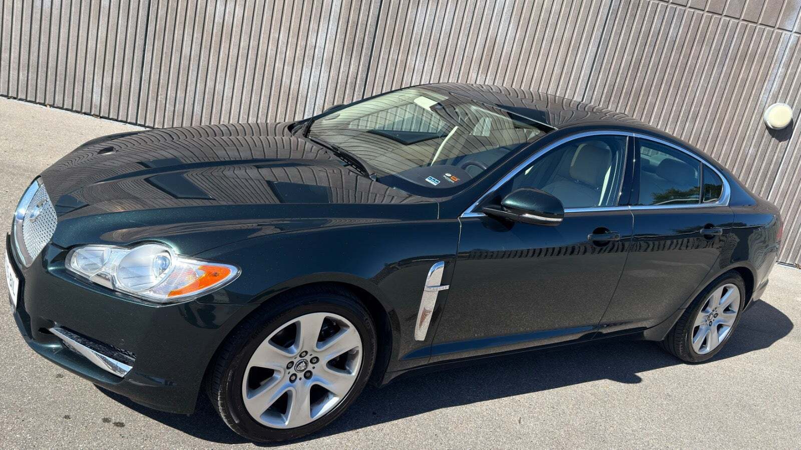 undefined Jaguar XF fra 2010