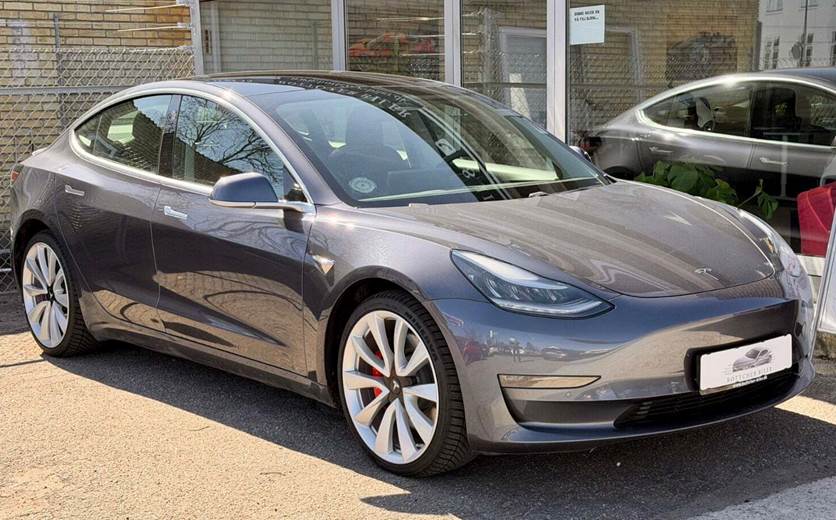 Tesla Model 3 Performance AWD