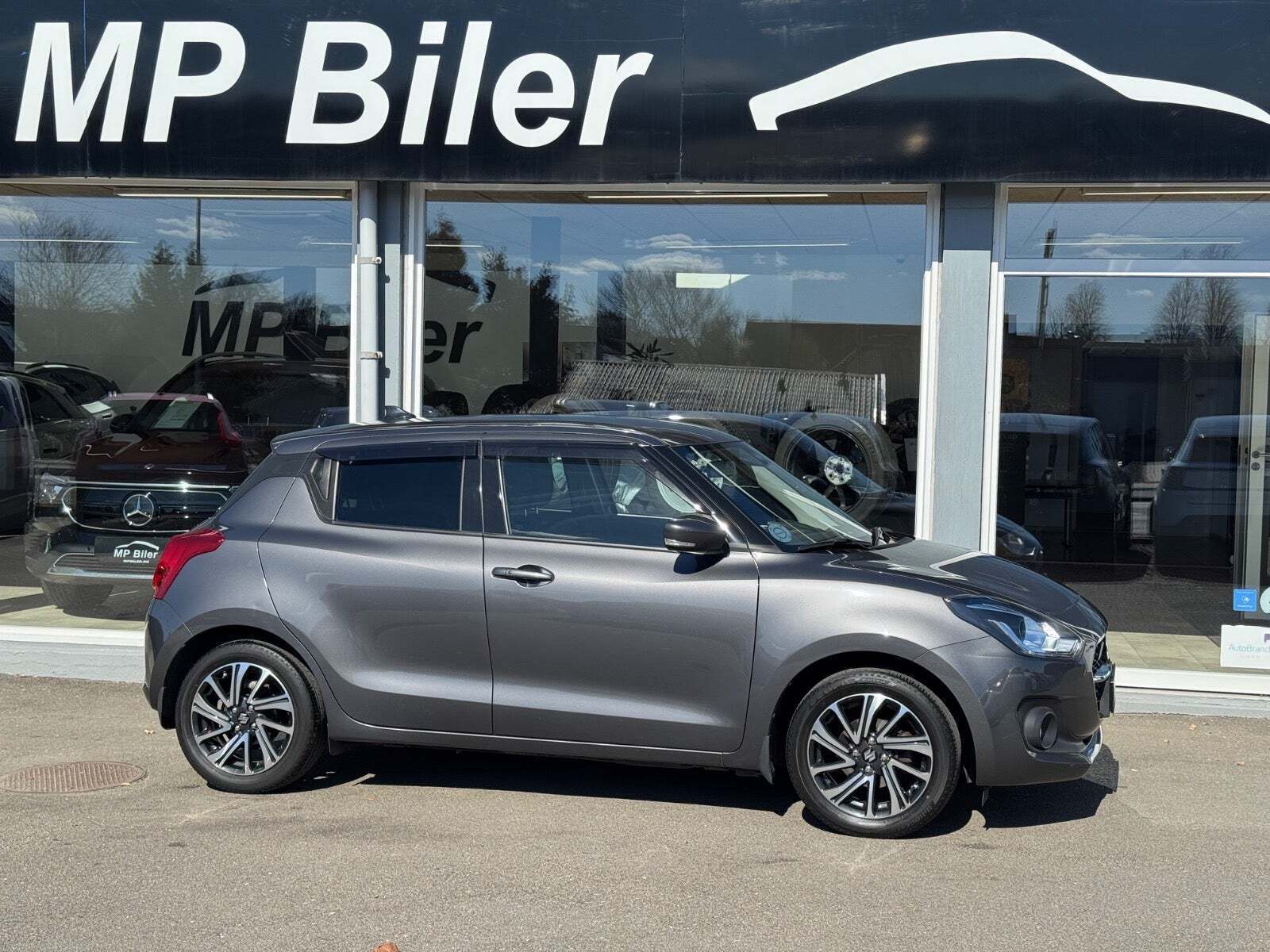 Suzuki Swift 1,2 mHybrid Exclusive CVT