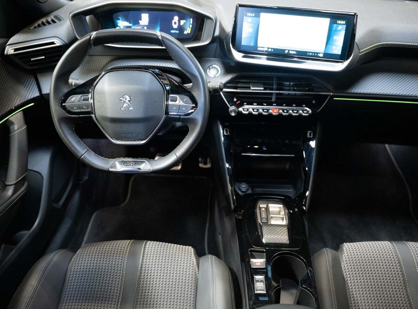 Peugeot e-2008 50 GT Sky