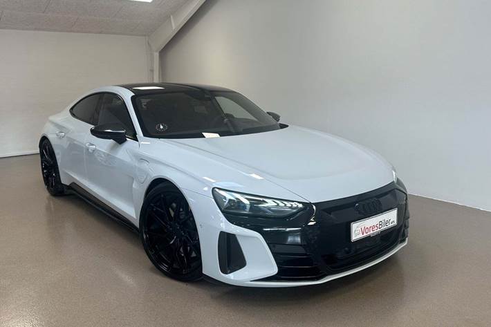 Hvid Audi RS e-tron GT fra 2022