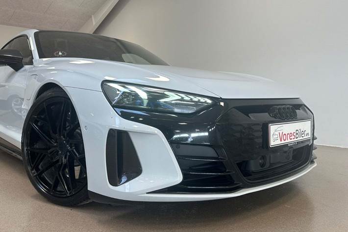 Hvid Audi RS e-tron GT fra 2022