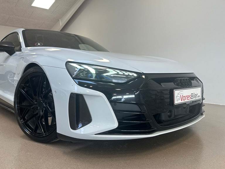 Audi RS e-tron GT quattro