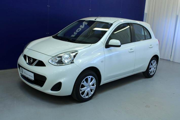 Hvid Nissan Micra fra 2013