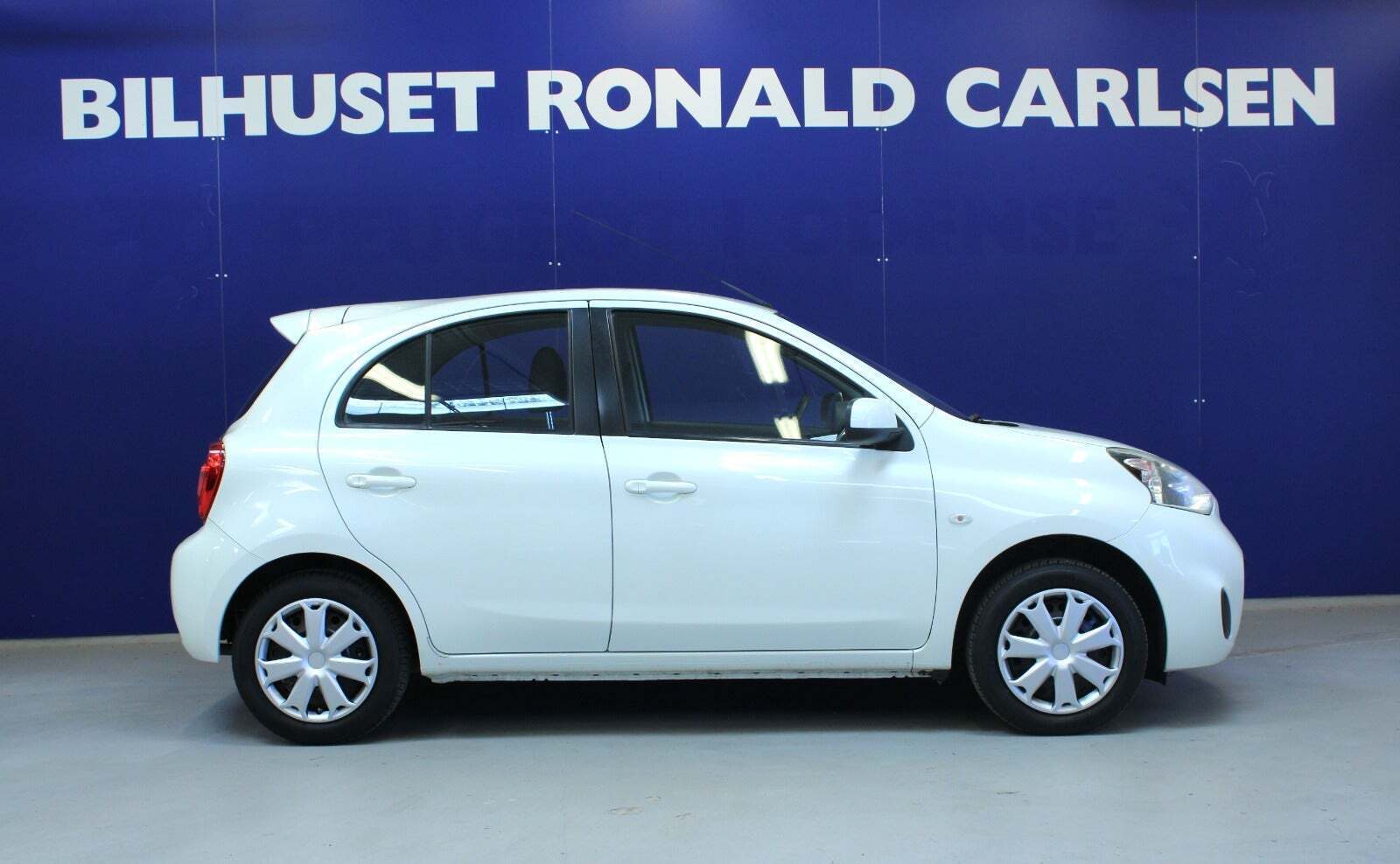 Hvid Nissan Micra fra 2013