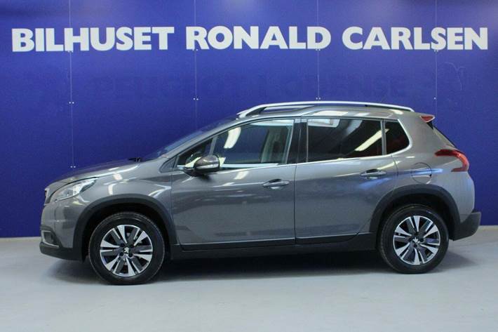 Grå Peugeot 2008 fra 2019