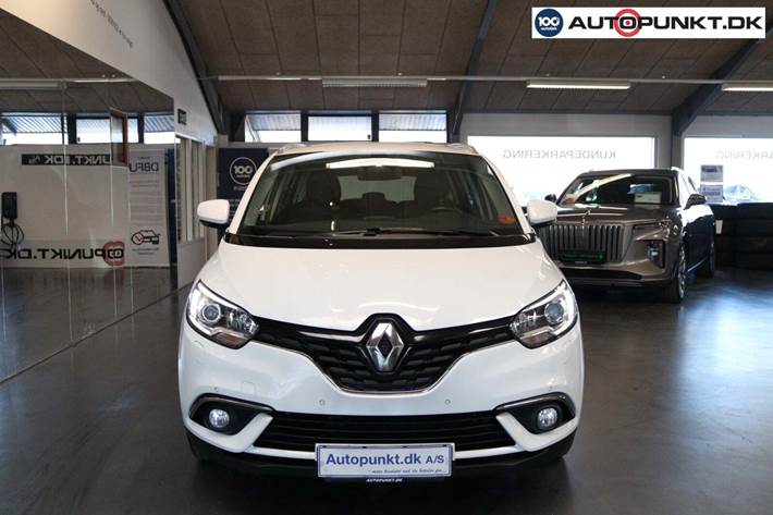 Hvid Renault Grand Scenic IV fra 2017
